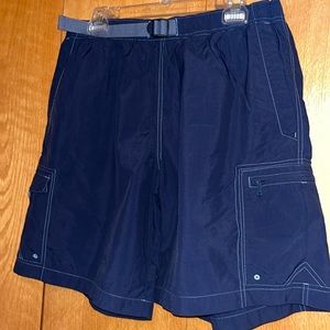 Columbia Cascade Creek L Navy Blue lined 6 pocket cargo swim trunks shorts EUC